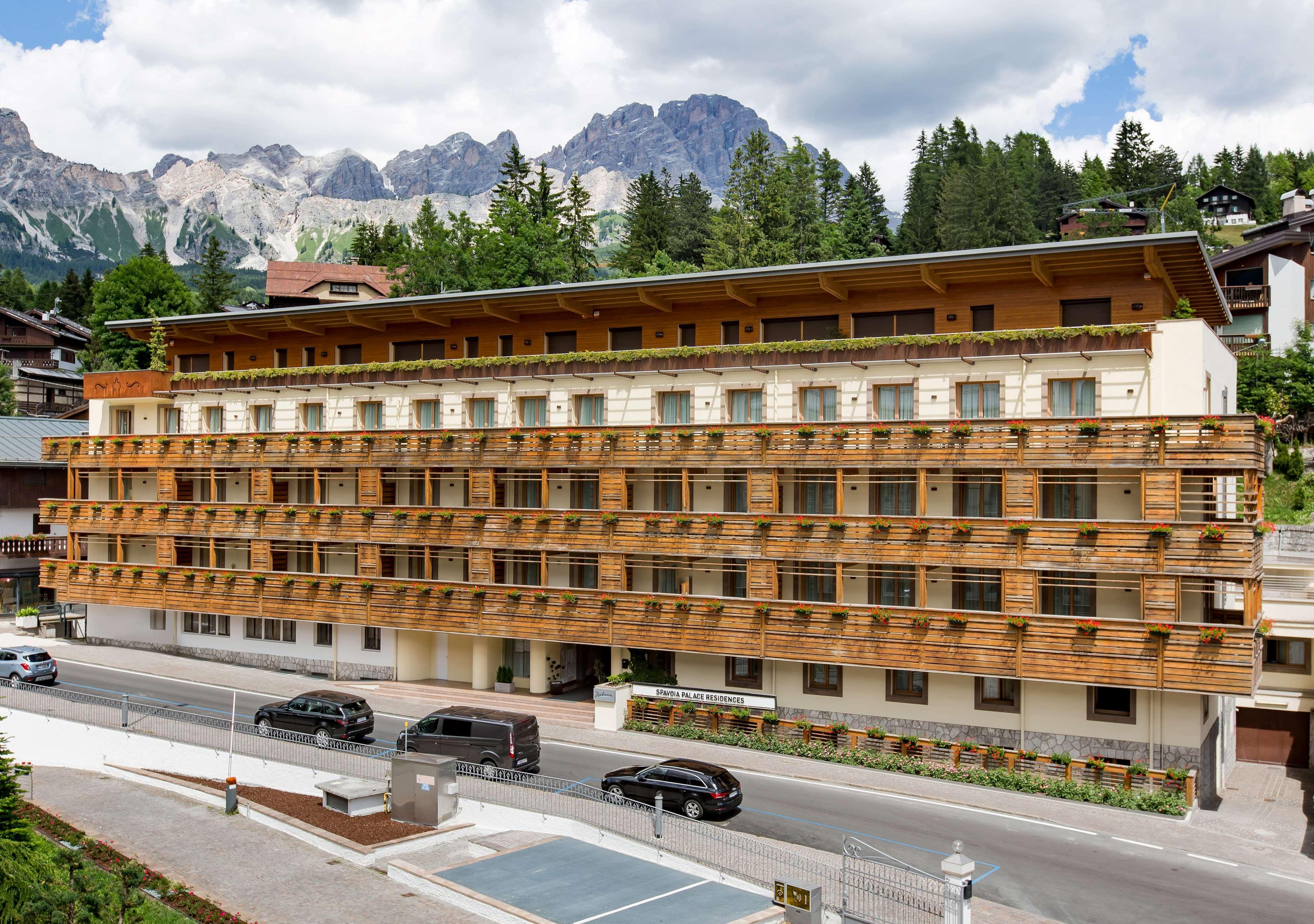 Radisson Residences Savoia Palace Cortina dʼAmpezzo Exterior foto
